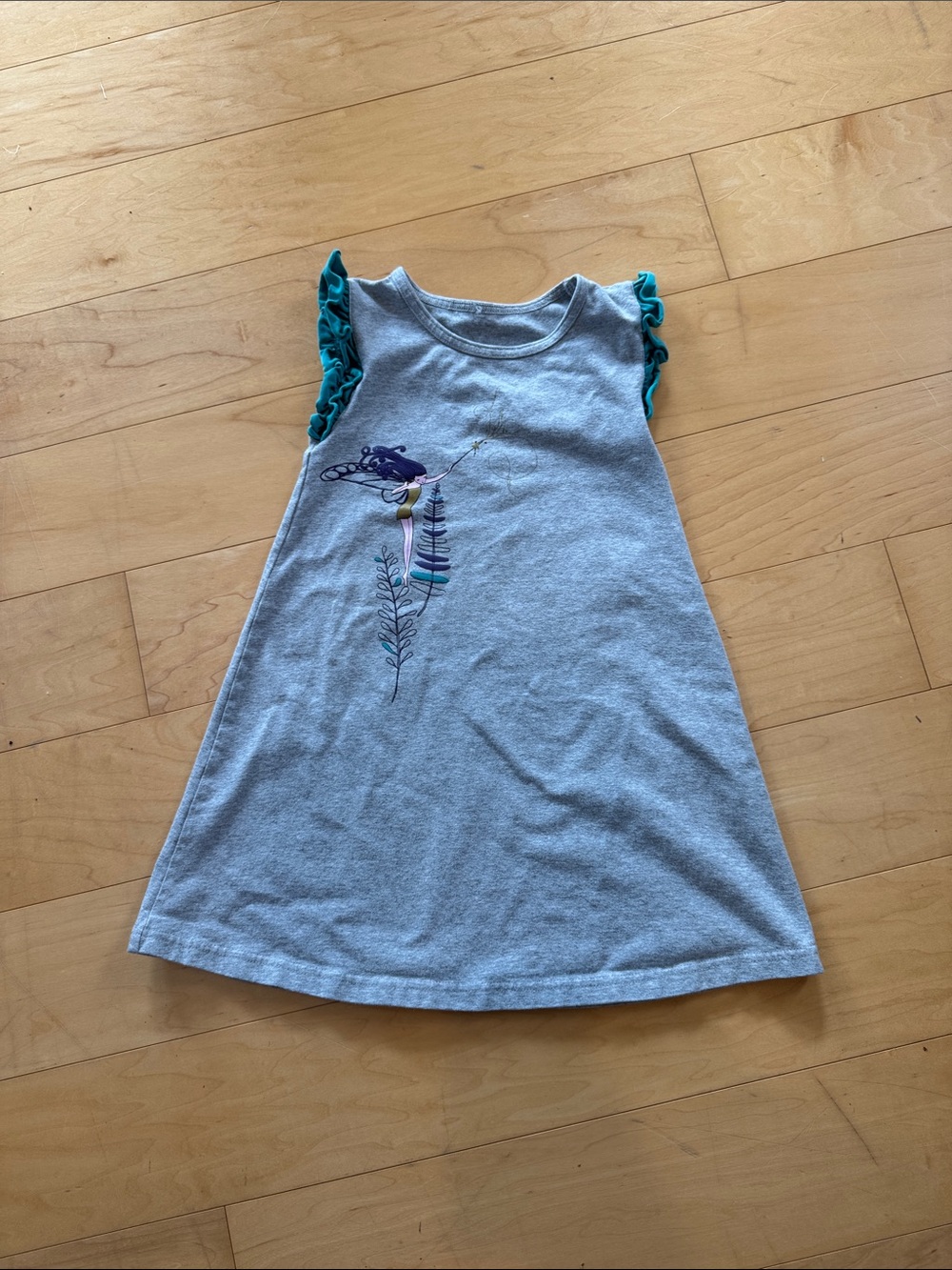 Girls' Peekaboo Beans tunic with fairy graphic and ruffle sleeves